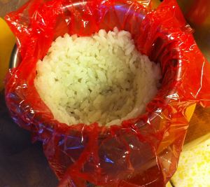Onigiri 1: Make a “Rice Bowl”