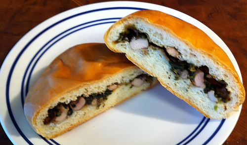 Karl’s Chicken Florentine Bierock